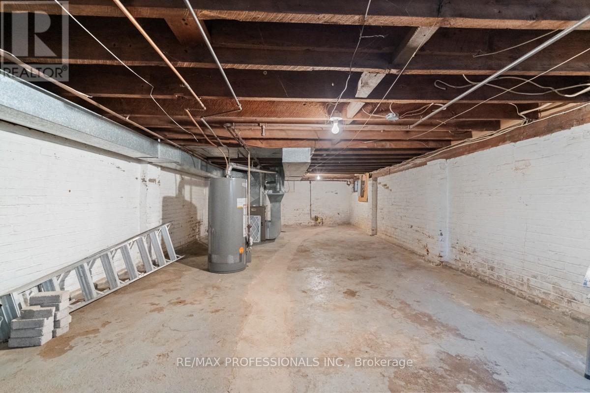 328 Donlands Avenue, Toronto, Ontario  M4J 3R9 - Photo 20 - E13115588