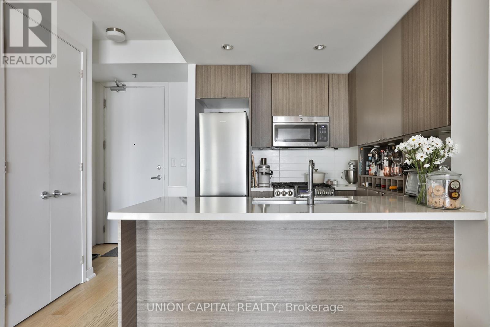 417 - 88 Colgate Avenue, Toronto, Ontario  M4M 0A6 - Photo 2 - E13115690