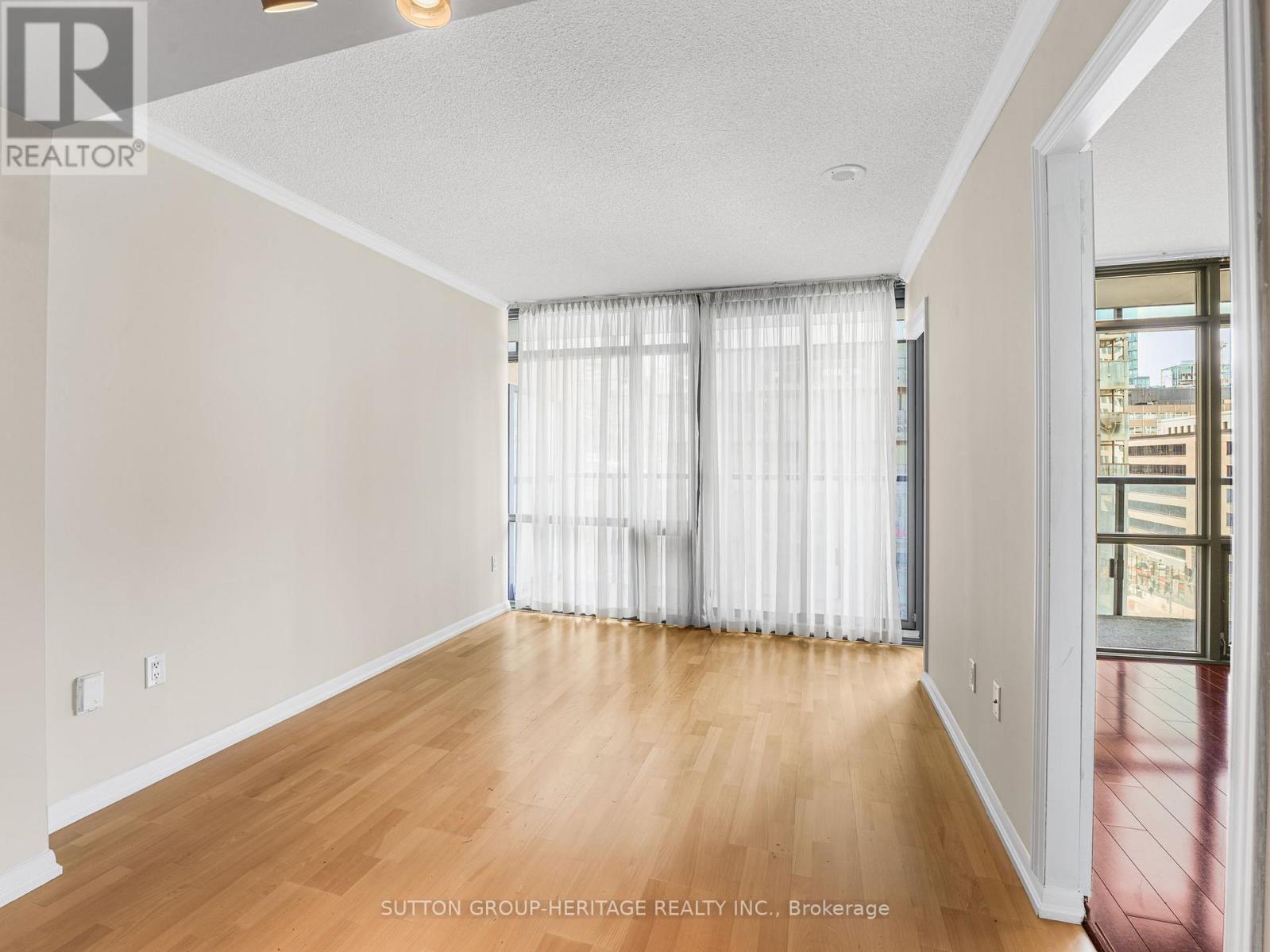 610 - 37 Grosvenor Street, Toronto, Ontario  M4Y 3G5 - Photo 14 - C13092158