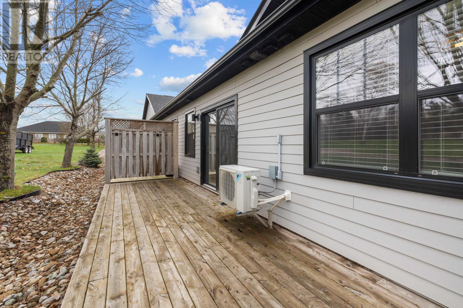 7 19 Muttart Drive, Cornwall, Prince Edward Island  C0A 1H0 - Photo 29 - 202610531