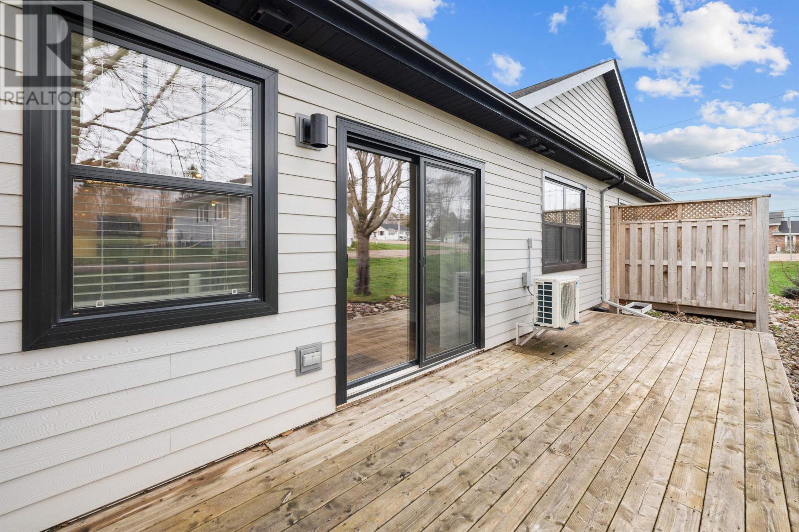 7 19 Muttart Drive, Cornwall, Prince Edward Island  C0A 1H0 - Photo 30 - 202610531