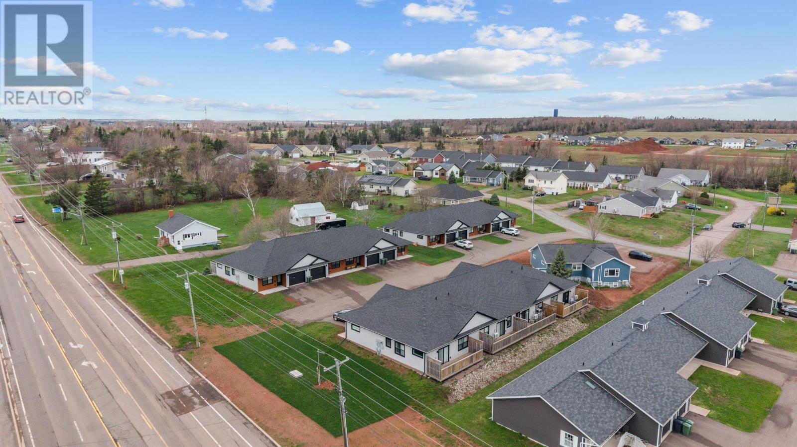 7 19 Muttart Drive, Cornwall, Prince Edward Island  C0A 1H0 - Photo 38 - 202610531