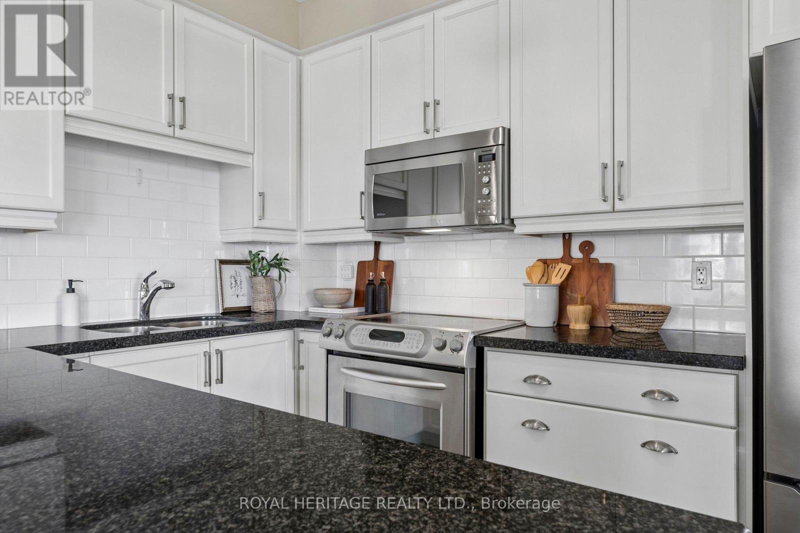101 - 385 Lakebreeze Drive, Clarington, Ontario  L1B 1P5 - Photo 12 - E13115478
