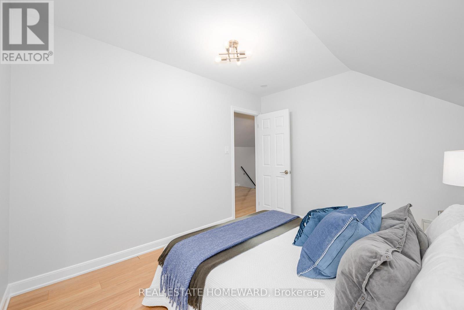93 Agnes Street, Oshawa, Ontario  L1G 1V3 - Photo 35 - E13110838