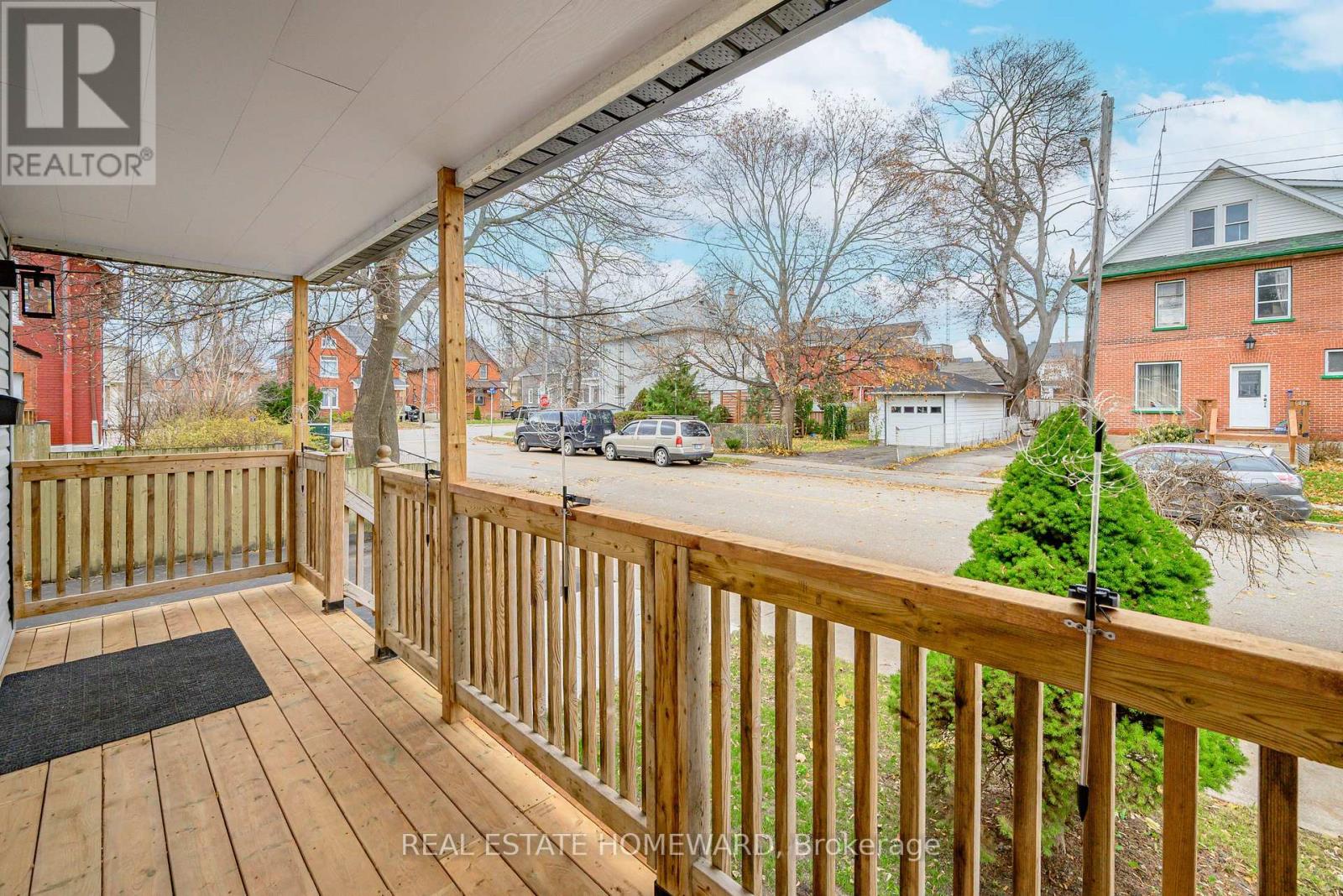 93 Agnes Street, Oshawa, Ontario  L1G 1V3 - Photo 6 - E13110838