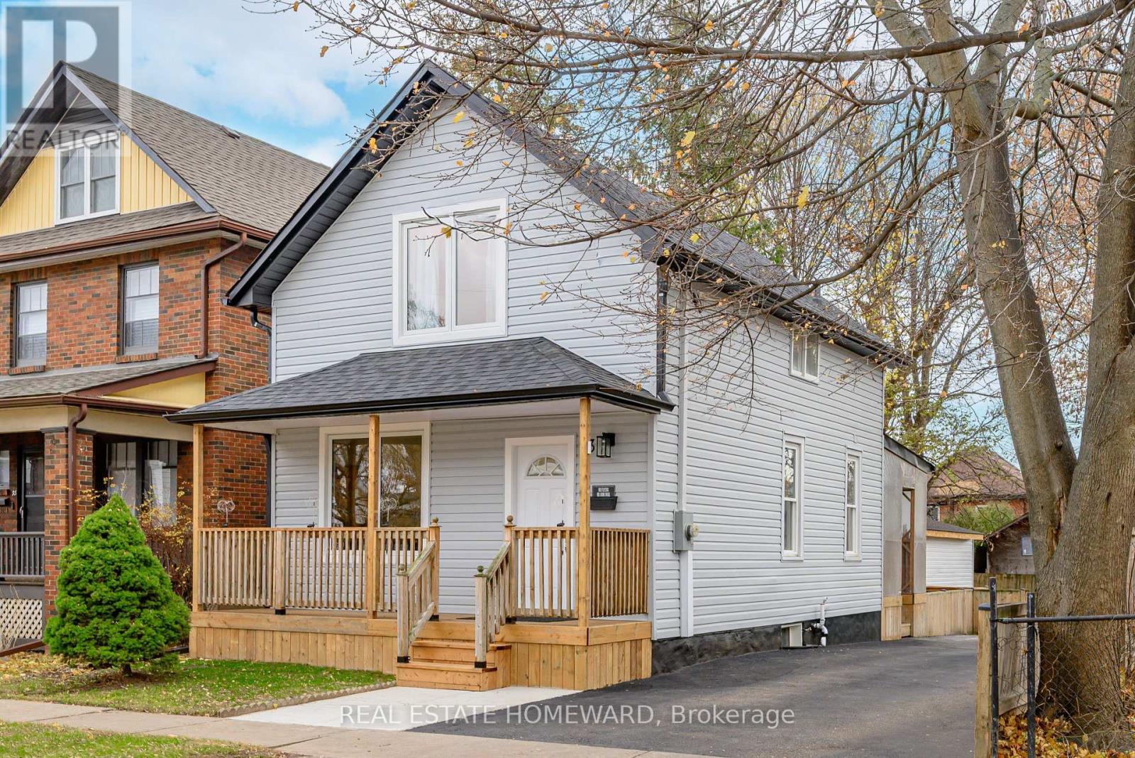 93 Agnes Street, Oshawa, Ontario  L1G 1V3 - Photo 3 - E13110838