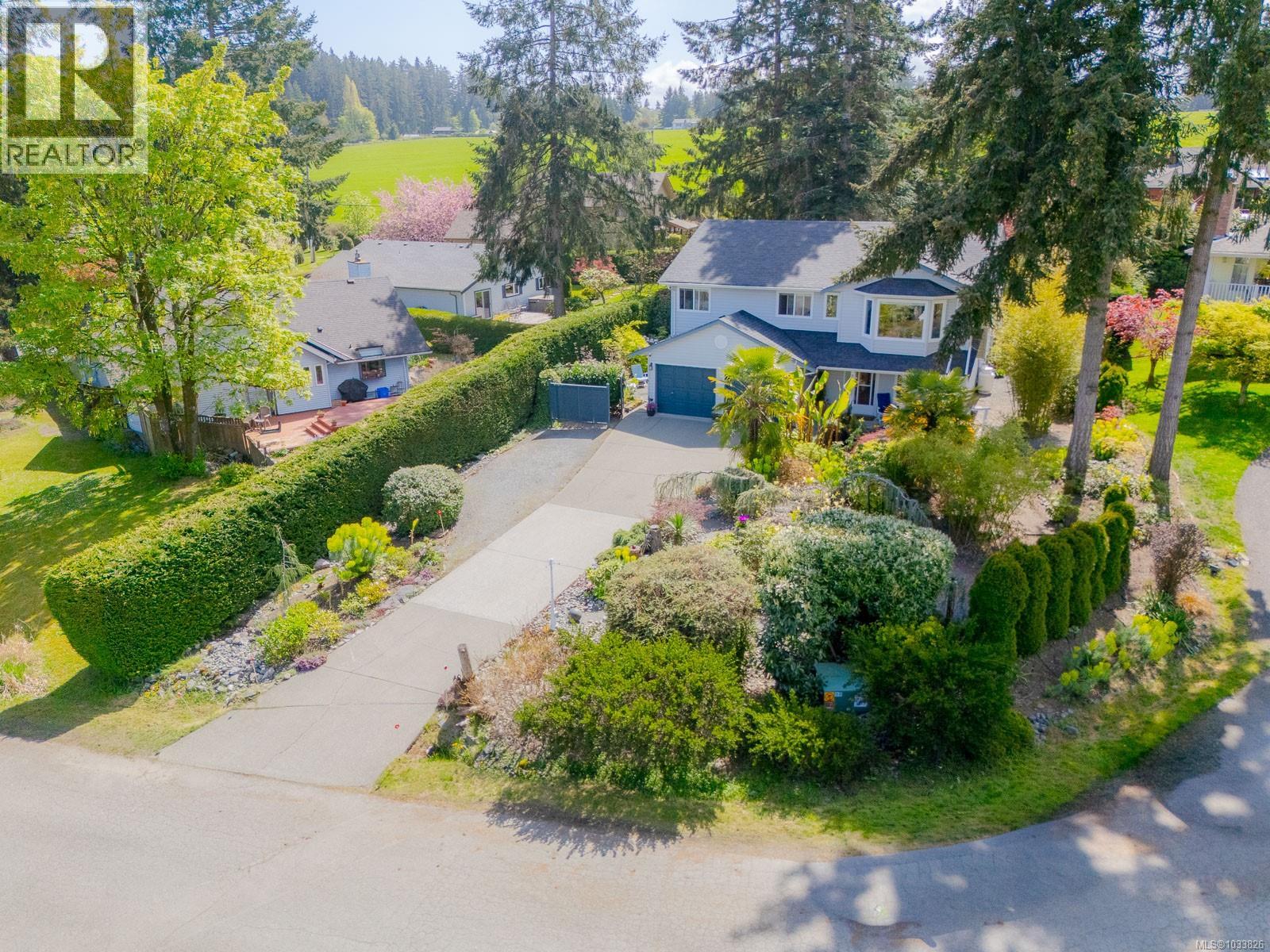 1345 Garrett Pl, Cowichan Bay, British Columbia  V0R 1N2 - Photo 1 - 1033826