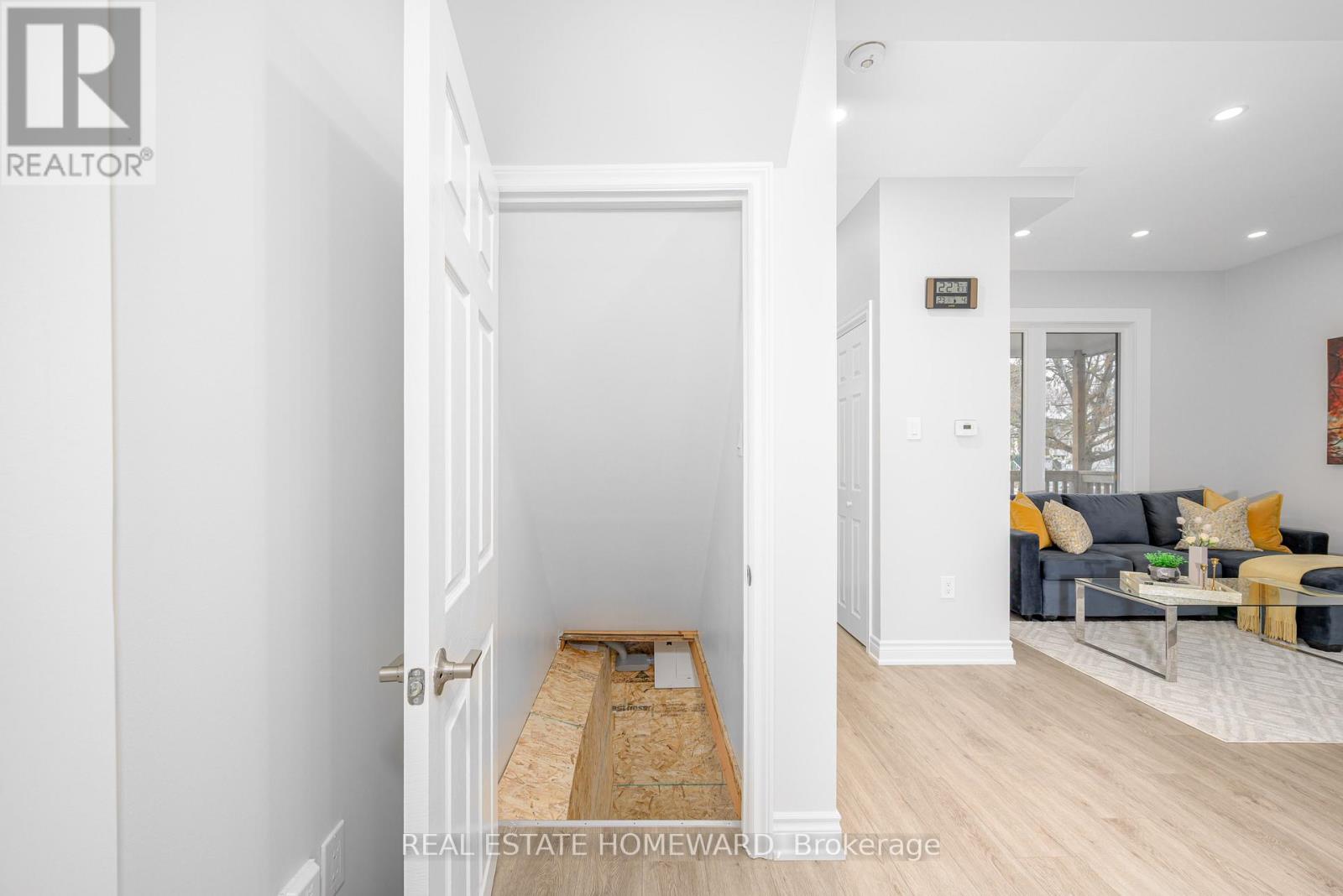 93 Agnes Street, Oshawa, Ontario  L1G 1V3 - Photo 26 - E13110838