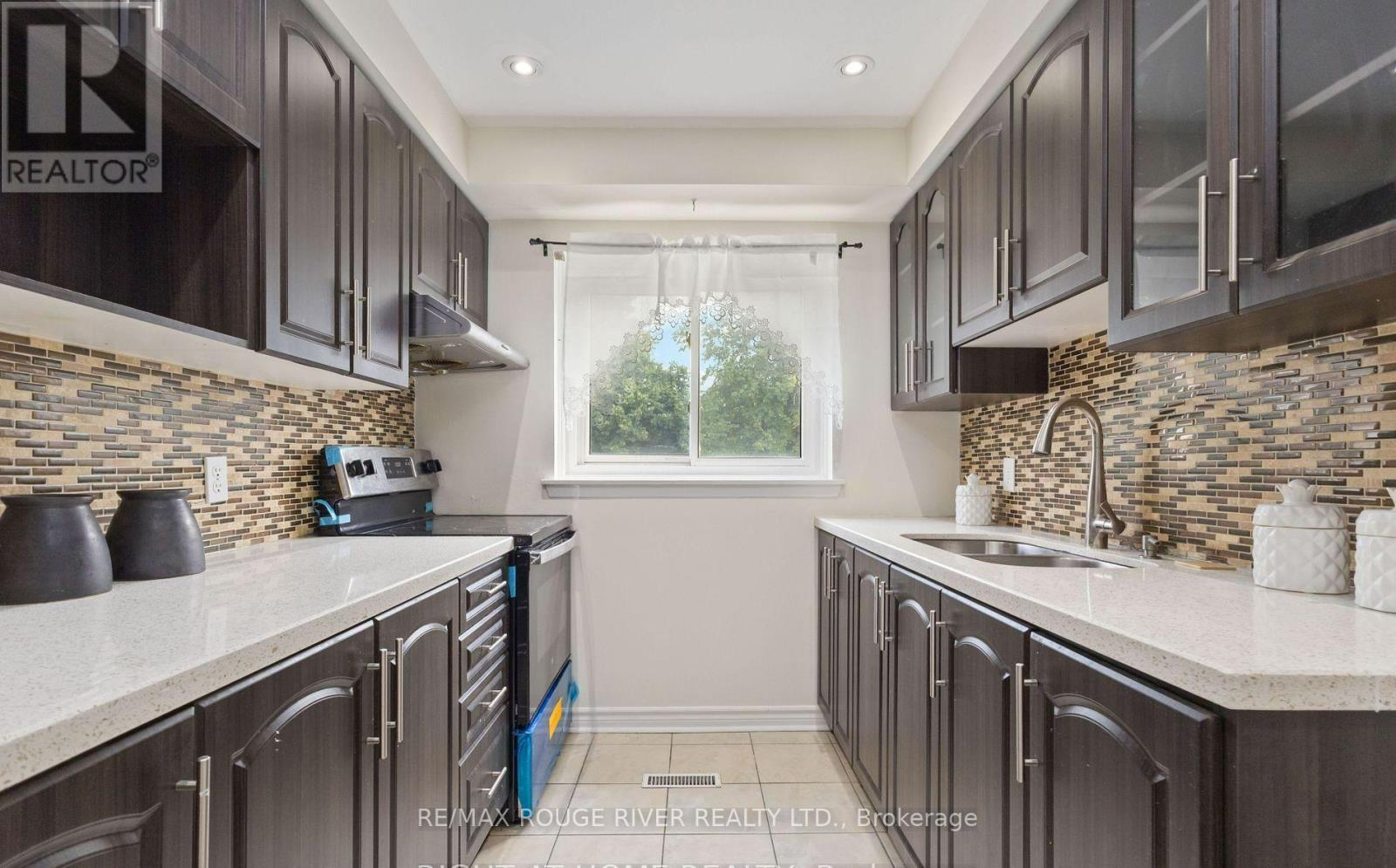 77 Lowry Square, Toronto, Ontario  M1B 1N7 - Photo 15 - E13115160