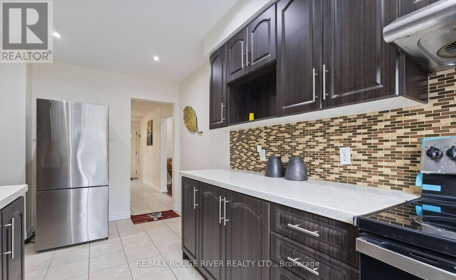 77 Lowry Square, Toronto, Ontario  M1B 1N7 - Photo 17 - E13115160