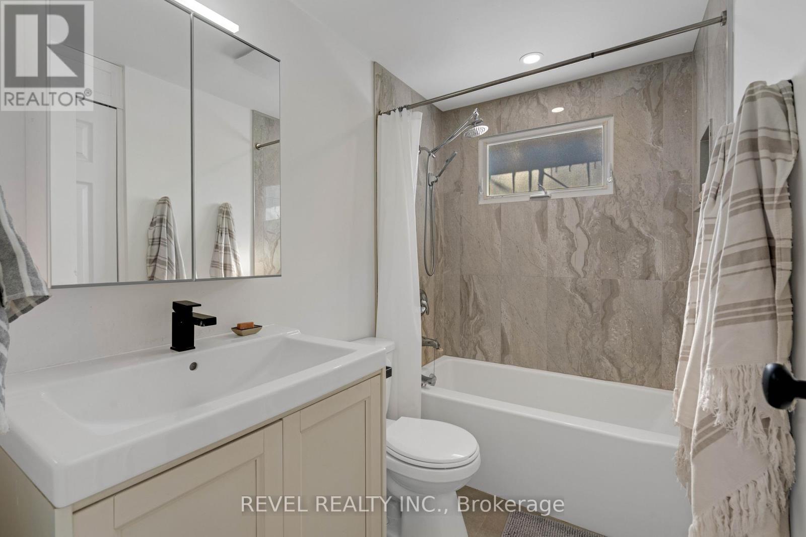 29 Greenaway Street, New Tecumseth (Tottenham), Ontario  L0G 1W0 - Photo 17 - N13115384