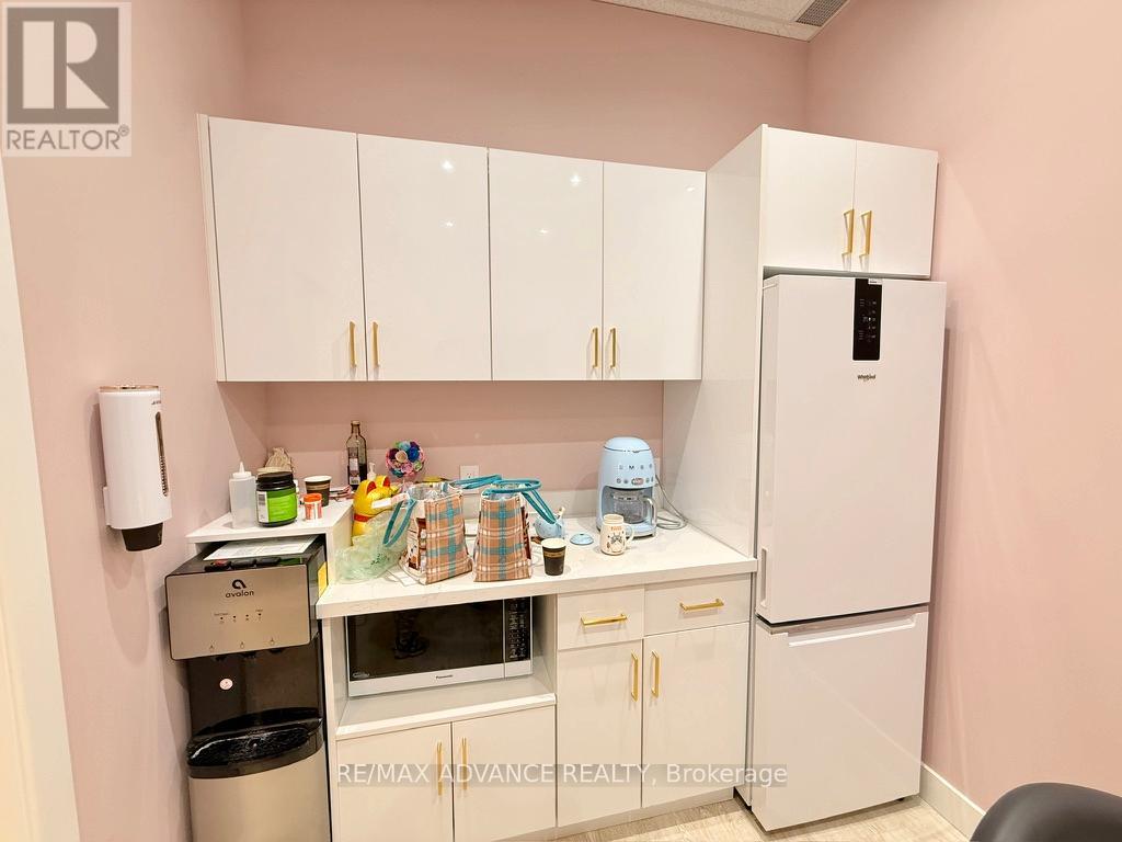 3861 Highway 7 E, Markham (Unionville), Ontario  L3R 6M9 - Photo 11 - N13115418