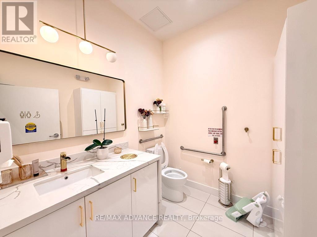 3861 Highway 7 E, Markham (Unionville), Ontario  L3R 6M9 - Photo 13 - N13115418