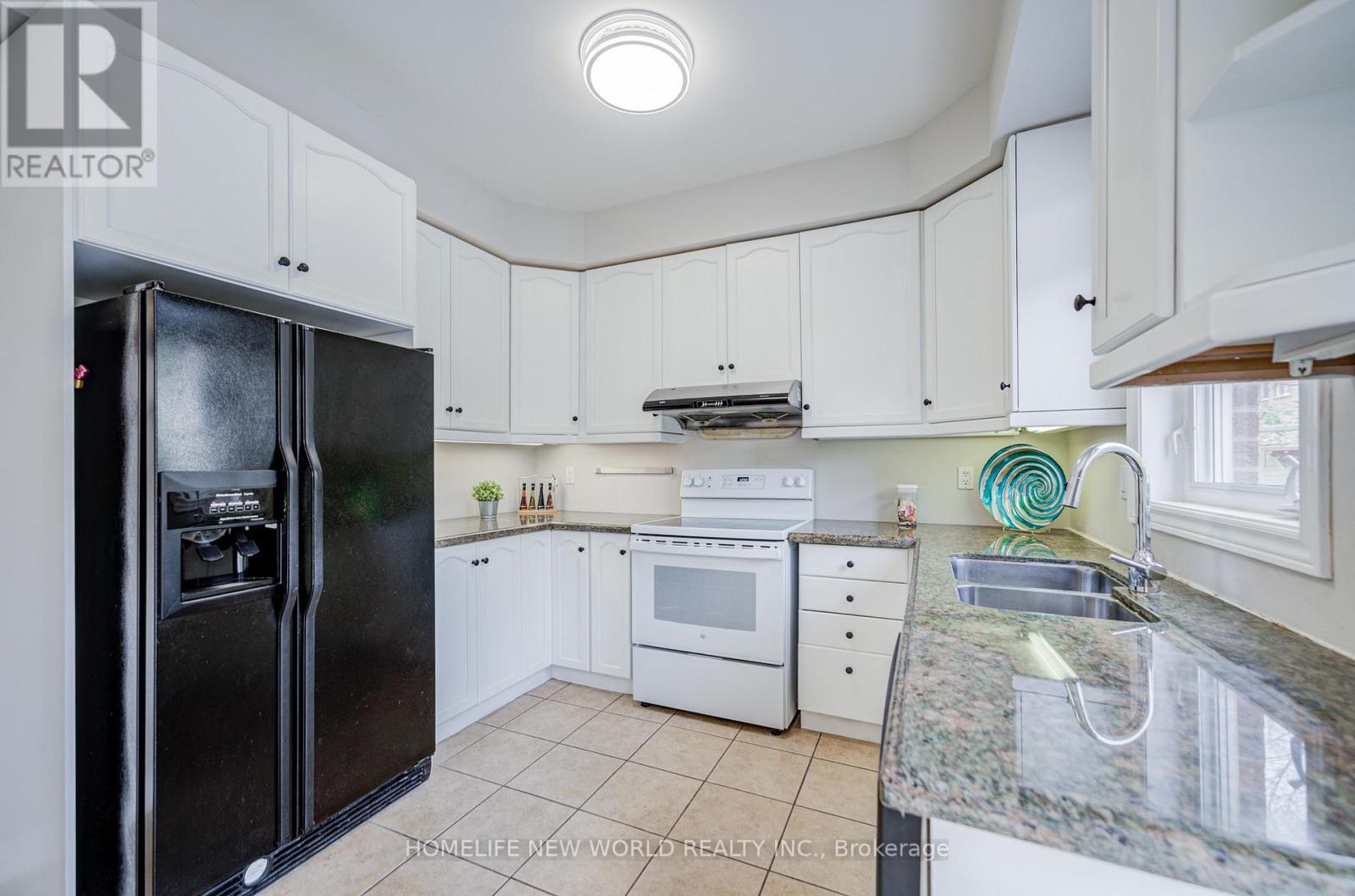 58 Saint Damian Avenue, Vaughan, Ontario  L4H 2L5 - Photo 17 - N13115462
