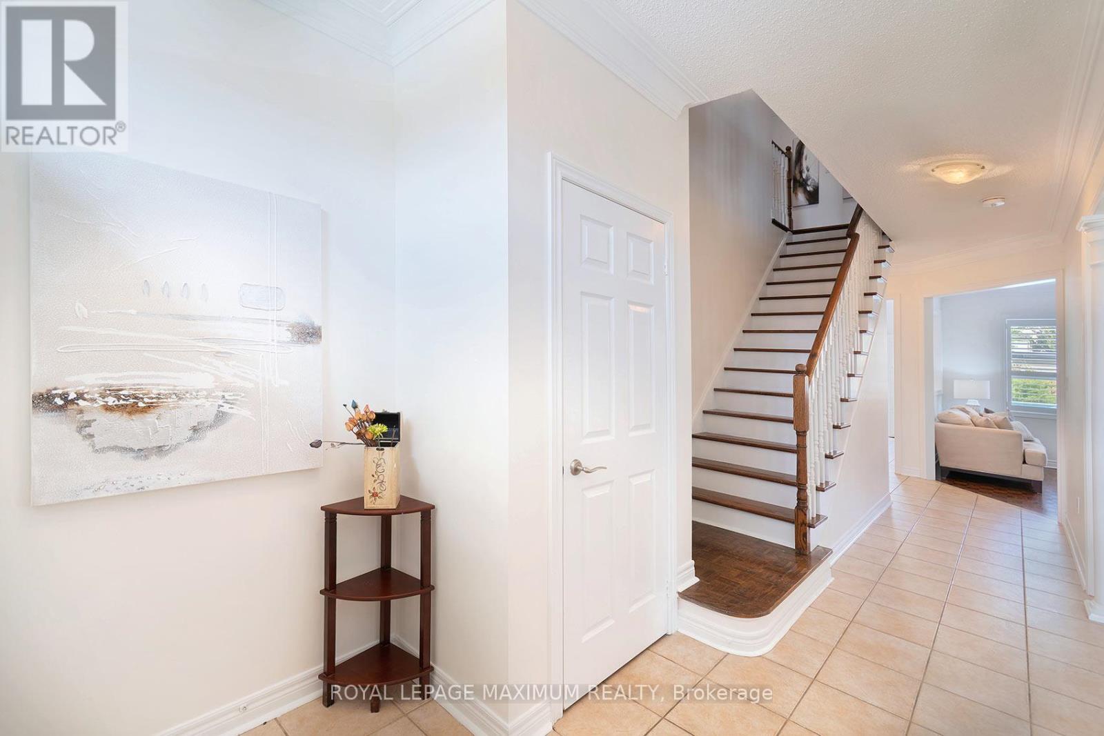 41 Tavio Way, Vaughan, Ontario  L4H 1S1 - Photo 5 - N13115644