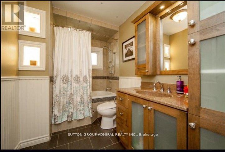 306 Glenwoods Avenue, Georgina, Ontario  L4P 2W8 - Photo 7 - N13115648