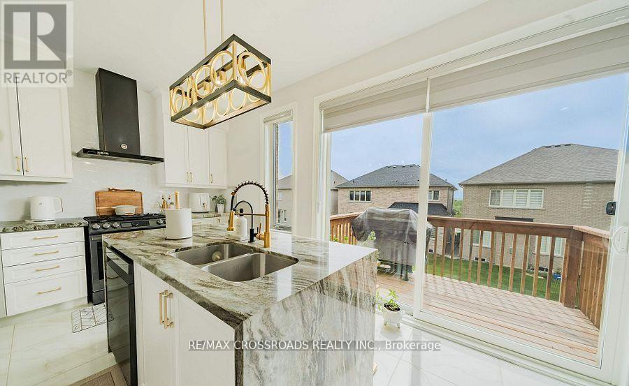 50 Carriage Shop Bend, East Gwillimbury, Ontario  L9N 0Y5 - Photo 24 - N13115650