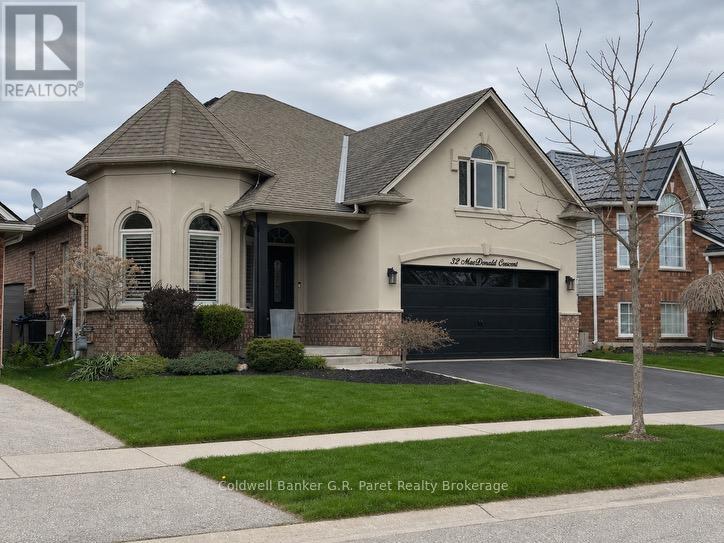 32 Macdonald Crescent, Brantford, Ontario  N3R 8B2 - Photo 1 - X12827594