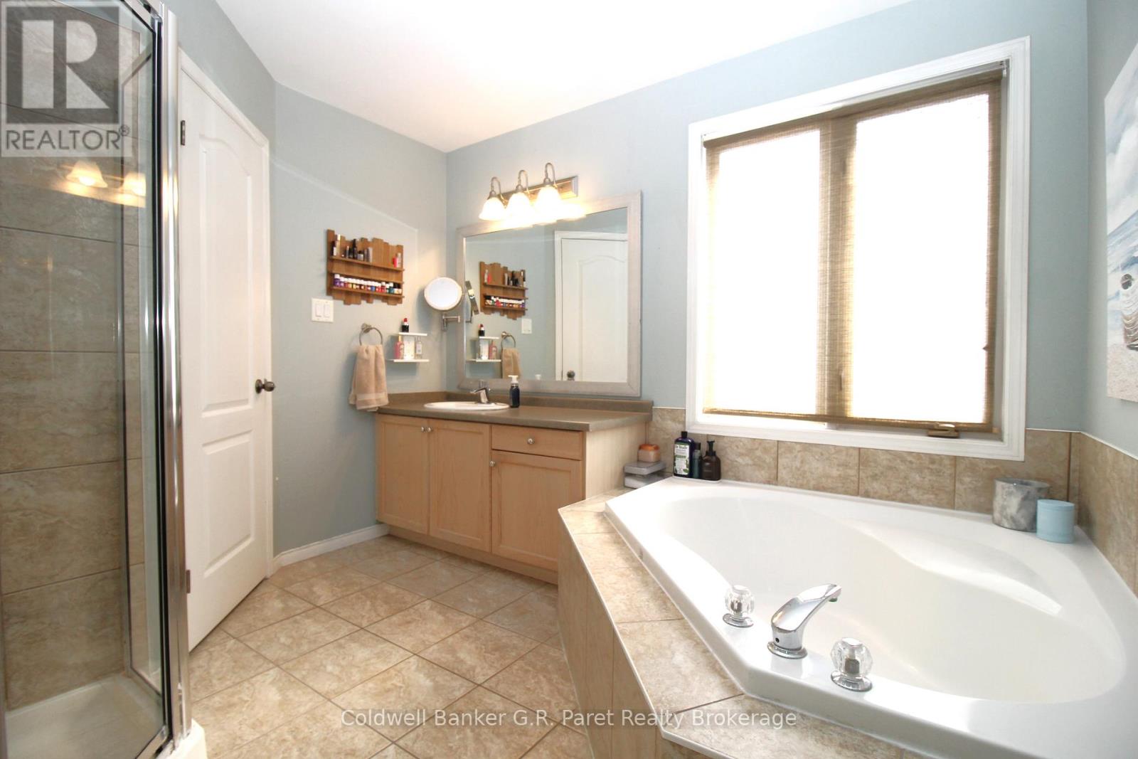 32 Macdonald Crescent, Brantford, Ontario  N3R 8B2 - Photo 24 - X12827594