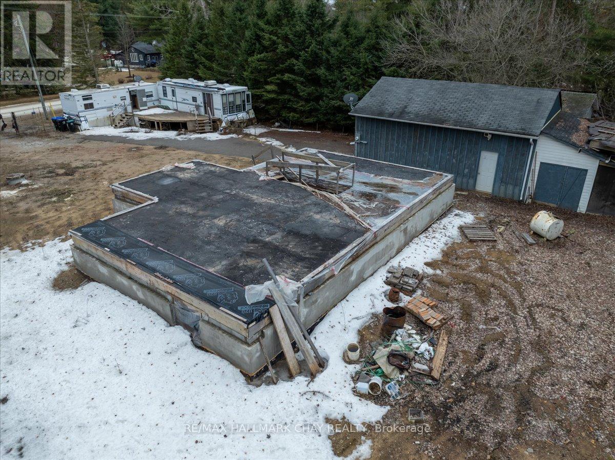 8240 Main Street, Adjala-Tosorontio, Ontario  L0M 1M0 - Photo 9 - N12965728