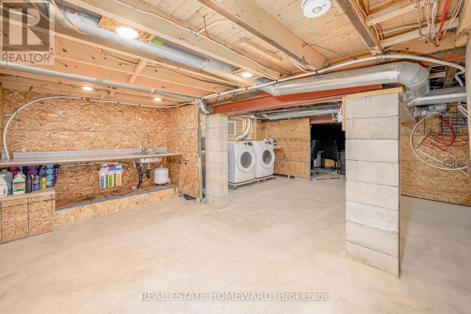 93 Agnes Street, Oshawa, Ontario  L1G 1V3 - Photo 45 - E13110838