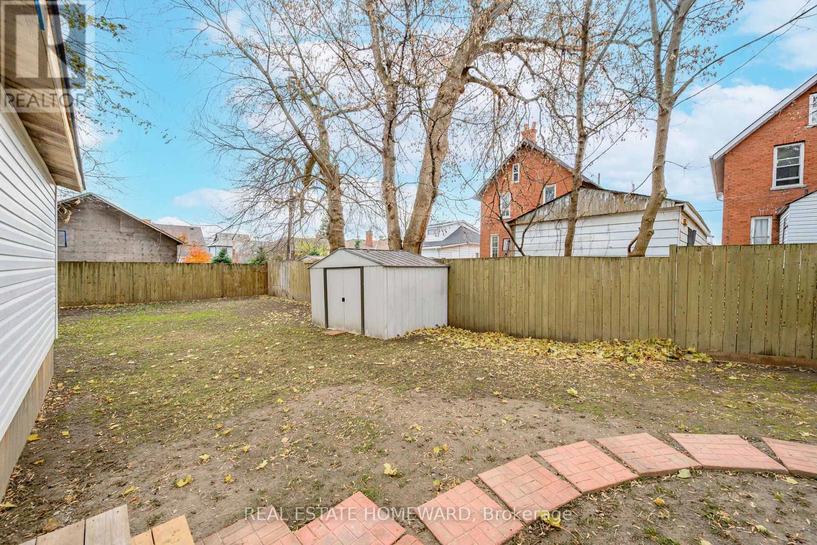 93 Agnes Street, Oshawa, Ontario  L1G 1V3 - Photo 42 - E13110838