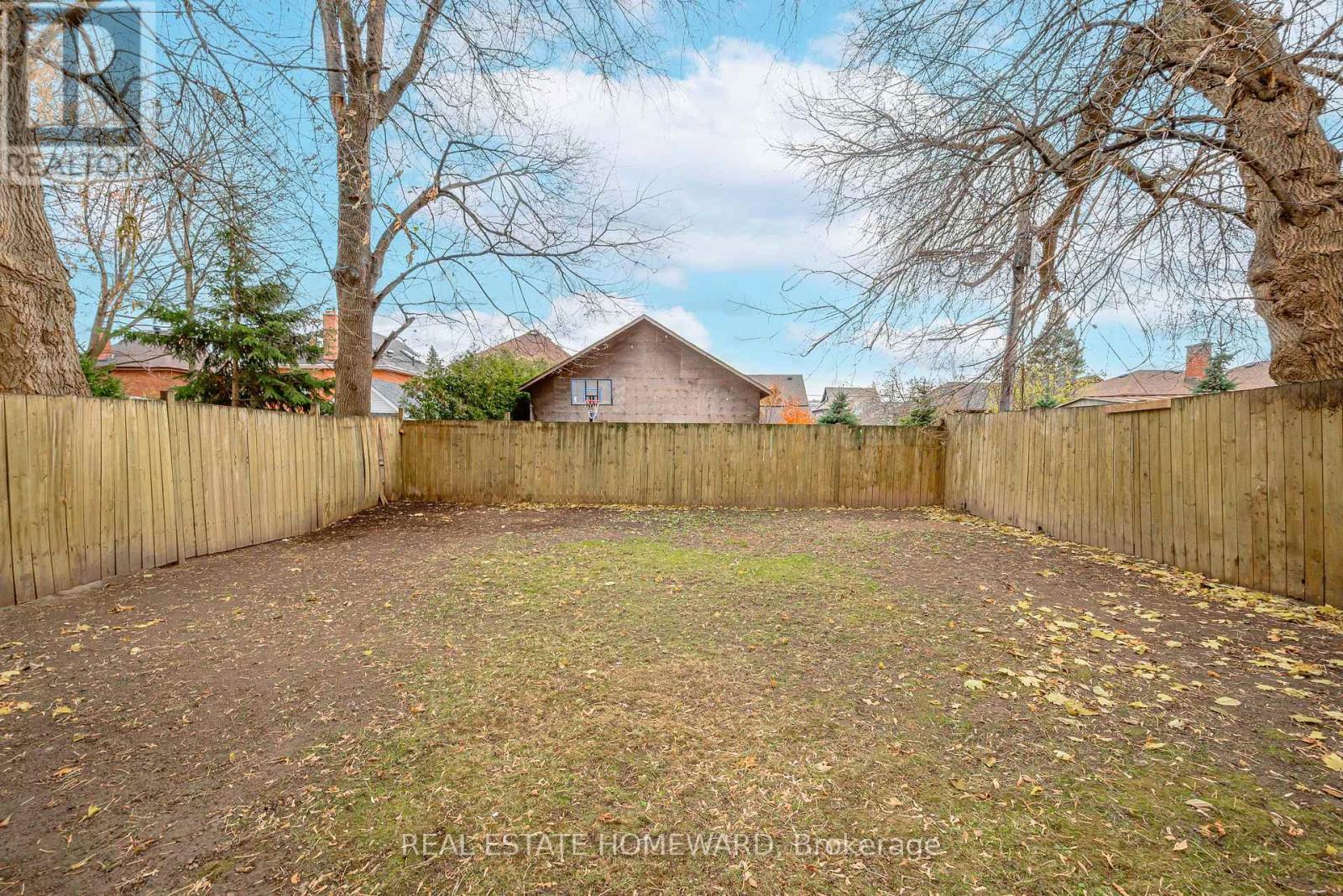 93 Agnes Street, Oshawa, Ontario  L1G 1V3 - Photo 43 - E13110838