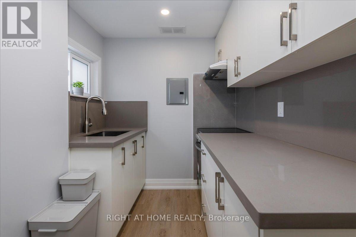 241 Rockaway Beach Place, Innisfil, Ontario  L0L 1K0 - Photo 30 - N13105148