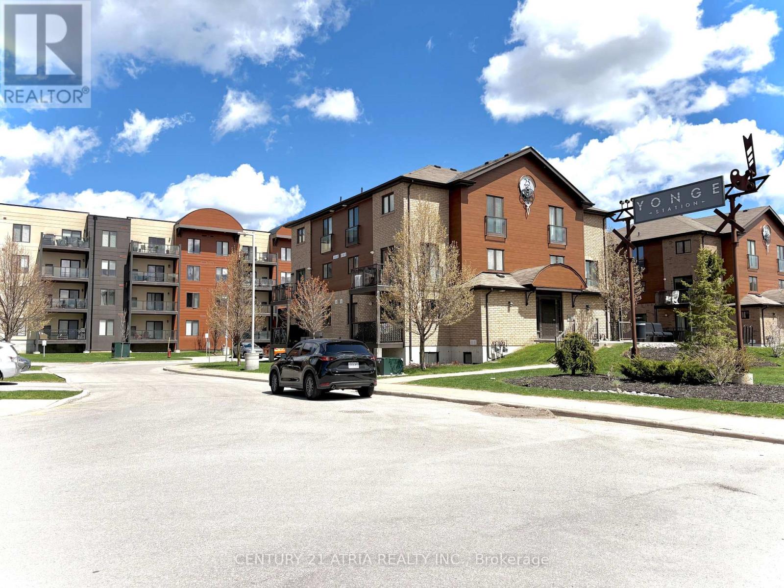 109 - 720 YONGE STREET, Barrie, Ontario