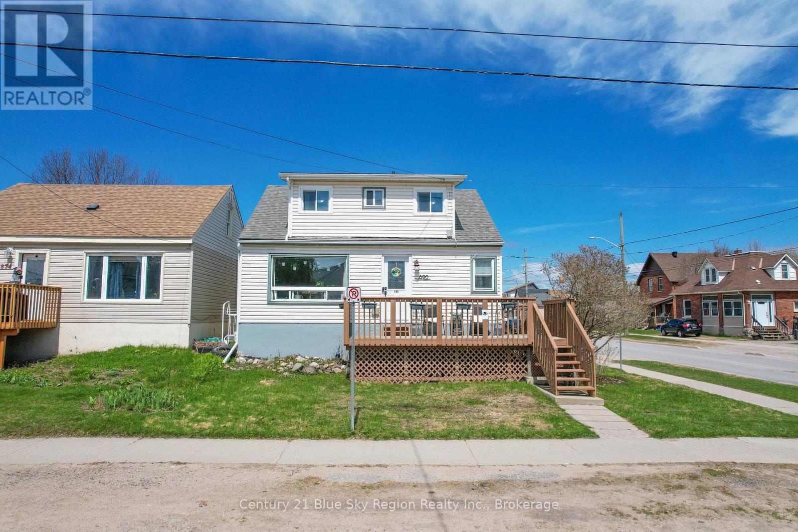 890 FRASER STREET, North Bay, Ontario