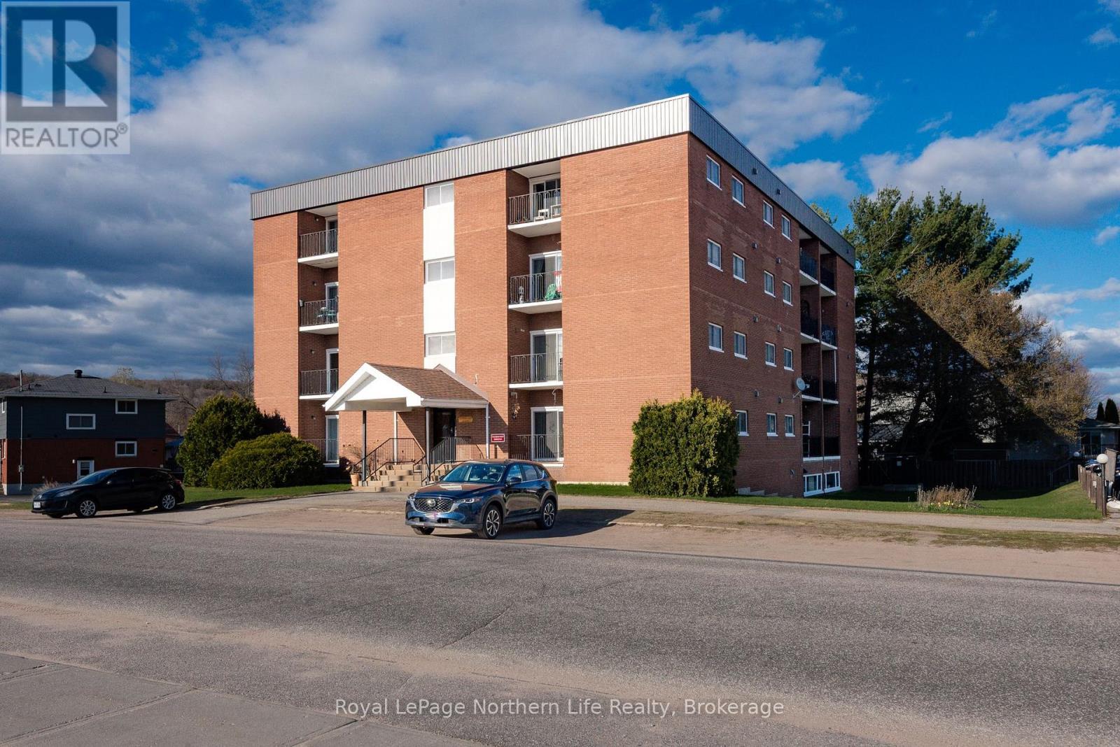203 - 122 Giroux Street, North Bay, Ontario  P1B 7Y7 - Photo 2 - X13115488