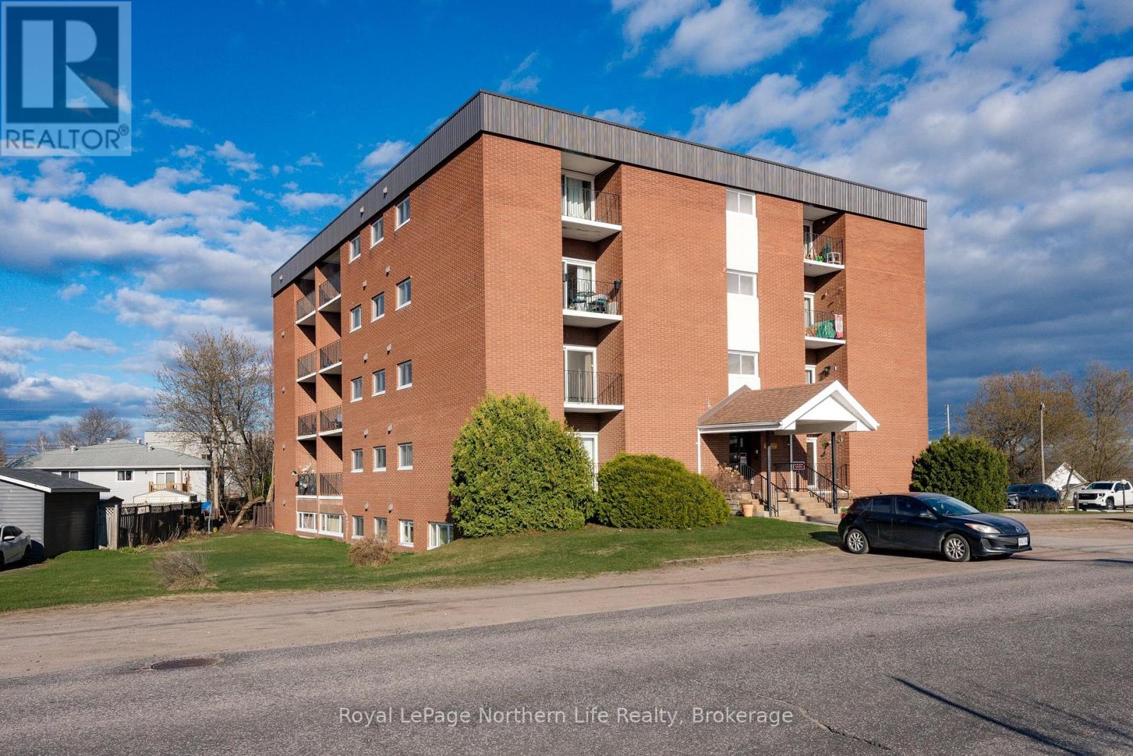 203 - 122 Giroux Street, North Bay, Ontario  P1B 7Y7 - Photo 3 - X13115488