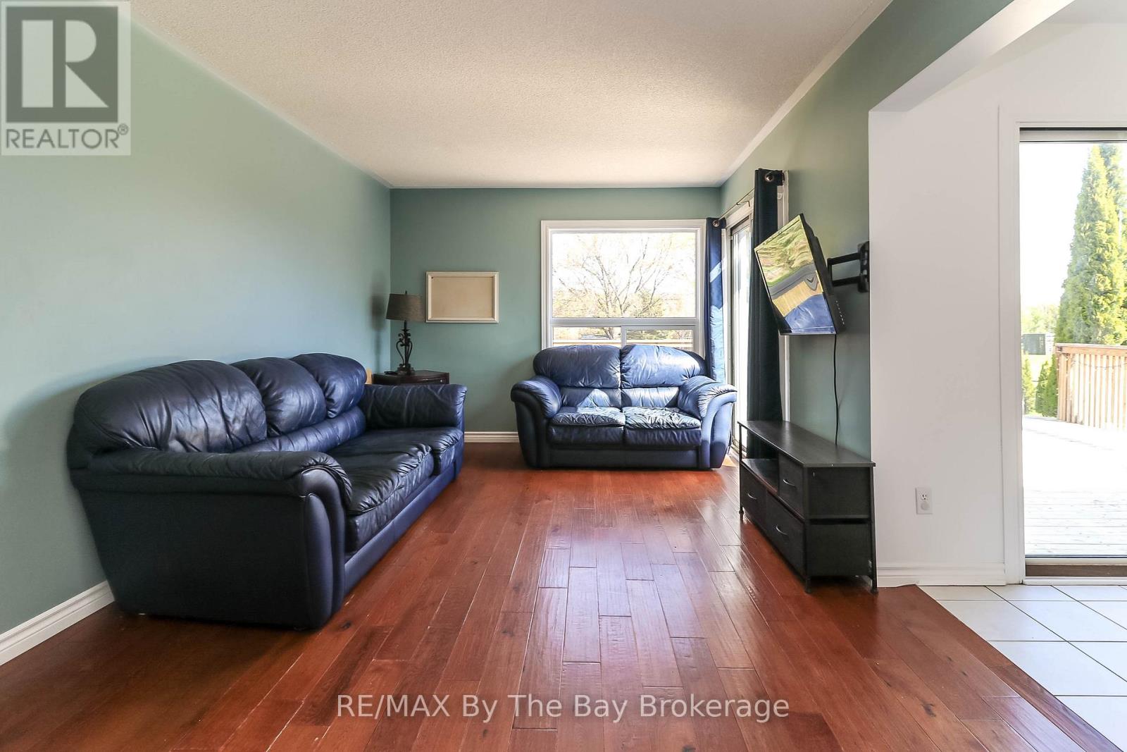 10 Lamont Creek Drive, Wasaga Beach, Ontario  L9Z 1J8 - Photo 19 - S13114802