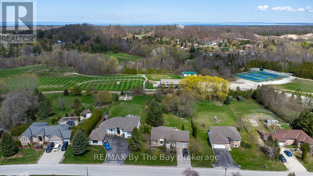 10 Lamont Creek Drive, Wasaga Beach, Ontario  L9Z 1J8 - Photo 3 - S13114802