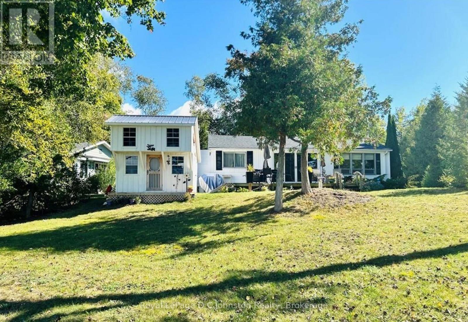 305 Bruce Rd 13, Native Leased Lands, Ontario  N0H 2L0 - Photo 3 - X13100672