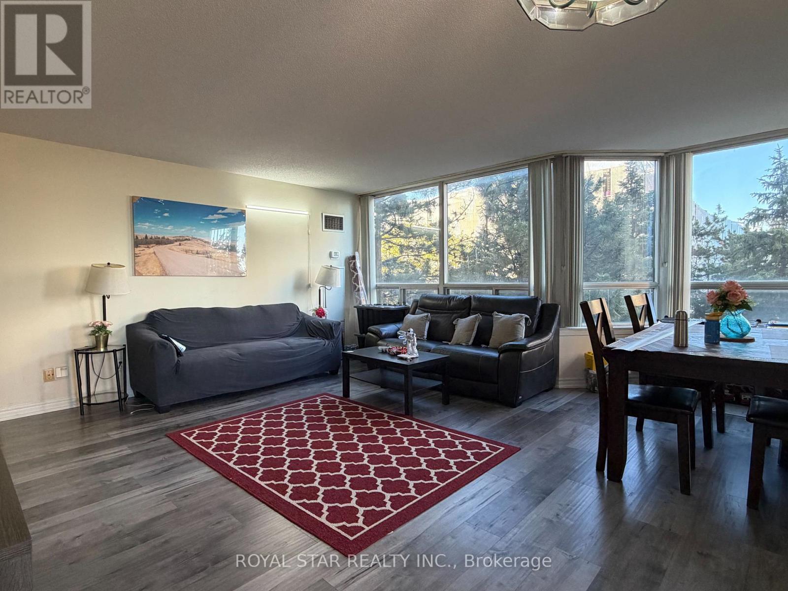 303 - 135 Hillcrest Avenue, Mississauga, Ontario  L5B 4B1 - Photo 8 - W13108568