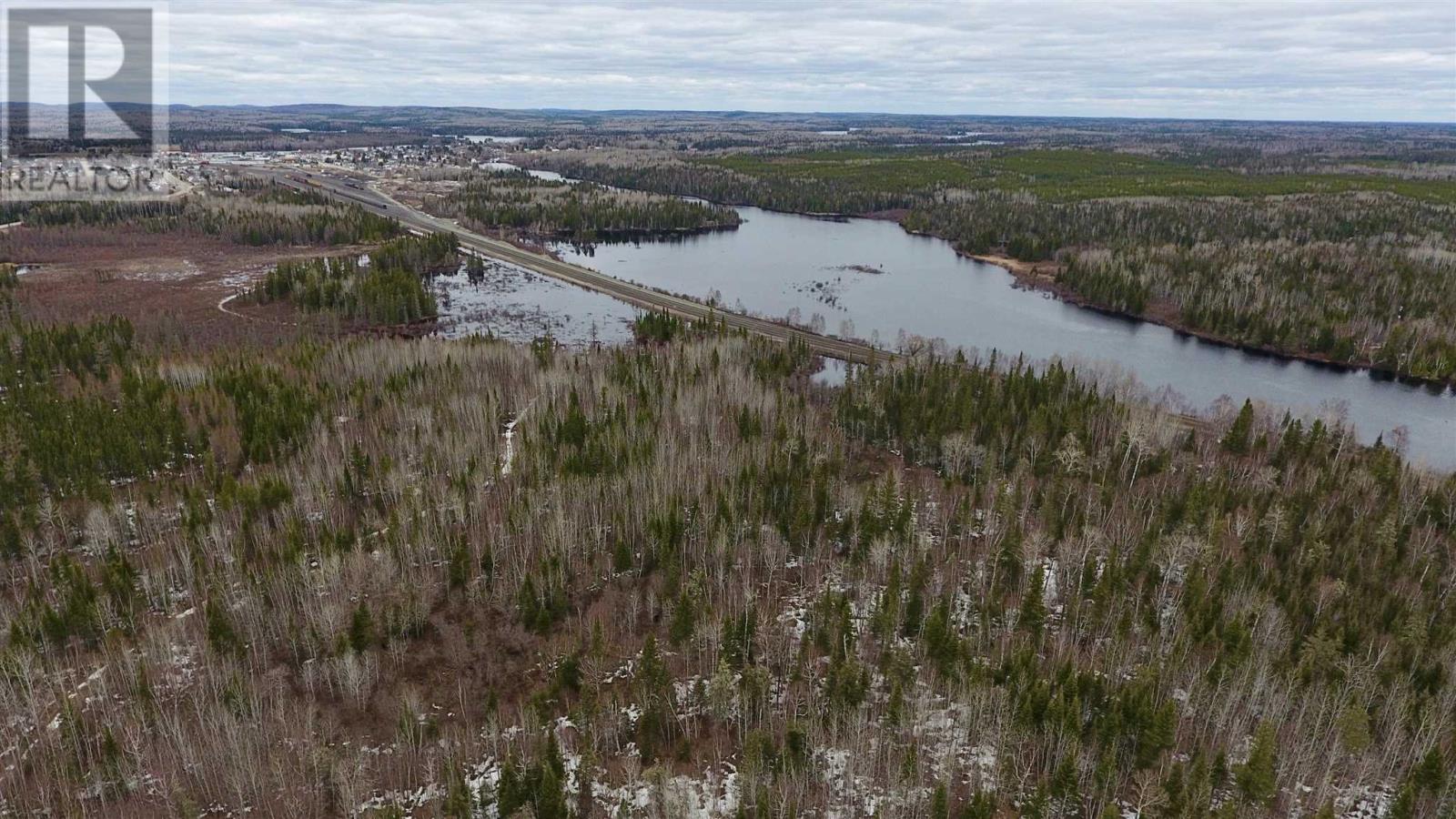 332 Highway 129, Chapleau, Ontario  P0M 1K0 - Photo 17 - SM260900