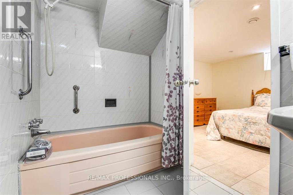 Bsmt - 183 Elmhurst Drive, Toronto, Ontario  M9W 2L2 - Photo 8 - W13115334