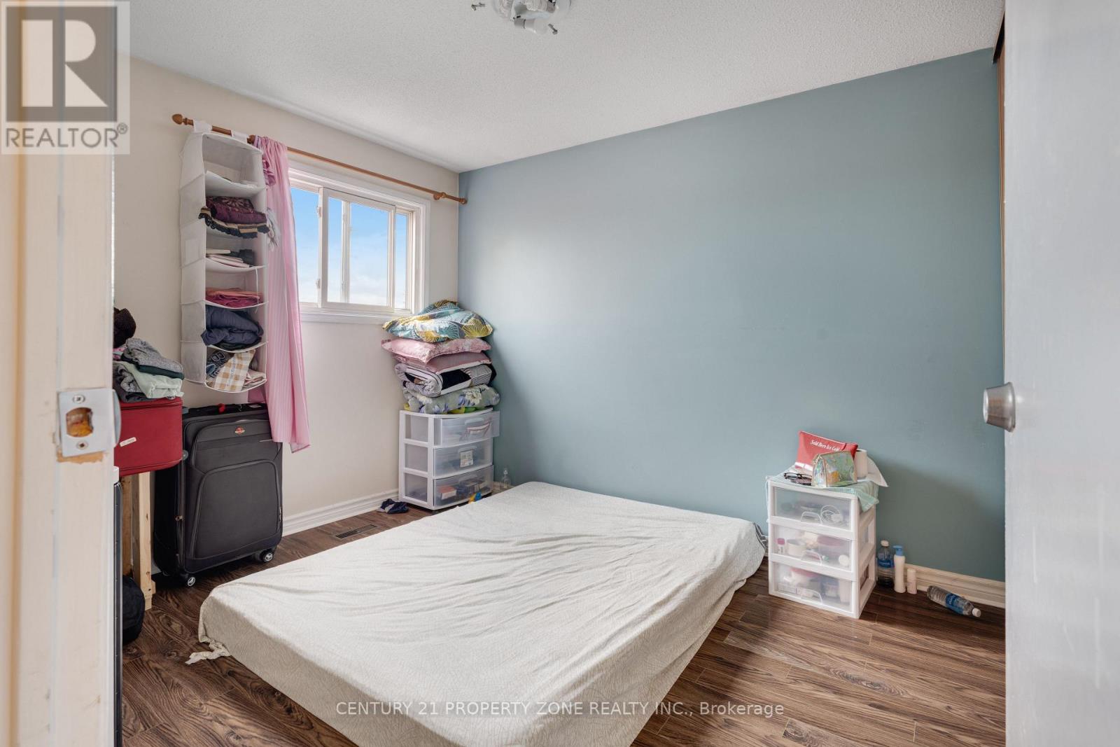 32 Lady Stewart Boulevard, Brampton, Ontario  L6S 3Y3 - Photo 10 - W13115368
