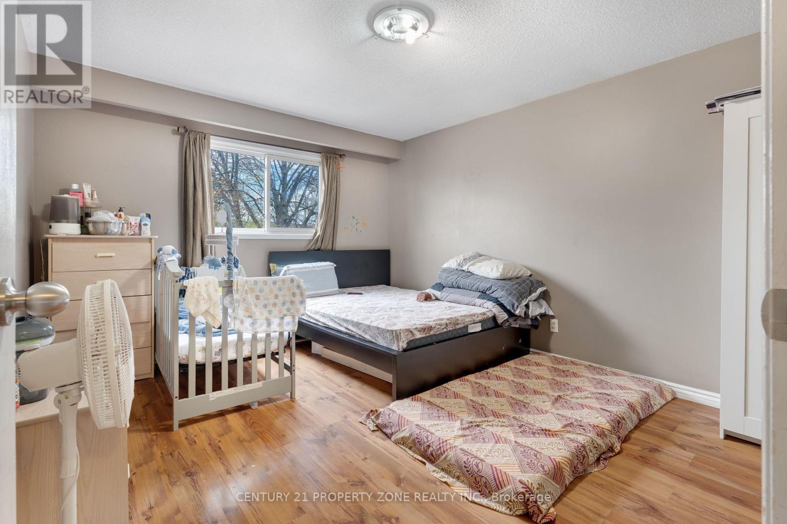 32 Lady Stewart Boulevard, Brampton, Ontario  L6S 3Y3 - Photo 11 - W13115368