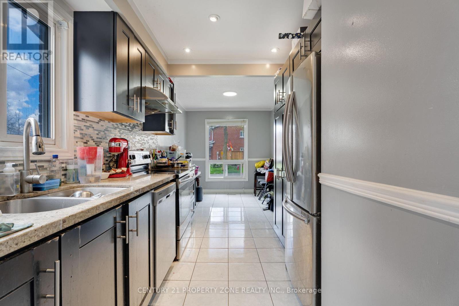 32 Lady Stewart Boulevard, Brampton, Ontario  L6S 3Y3 - Photo 15 - W13115368