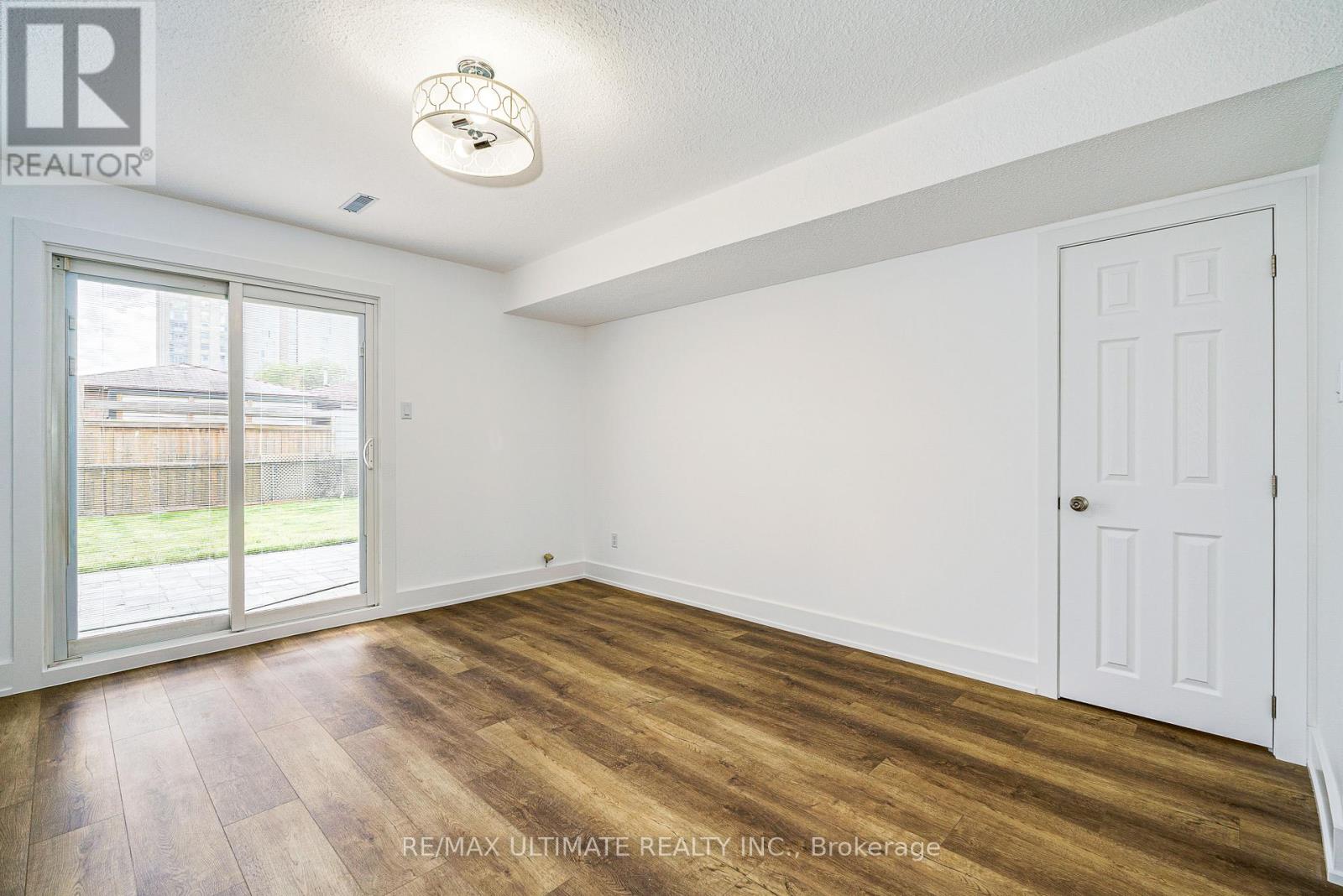 196 Meadows Boulevard, Mississauga, Ontario  L4Z 1J9 - Photo 34 - W13115390