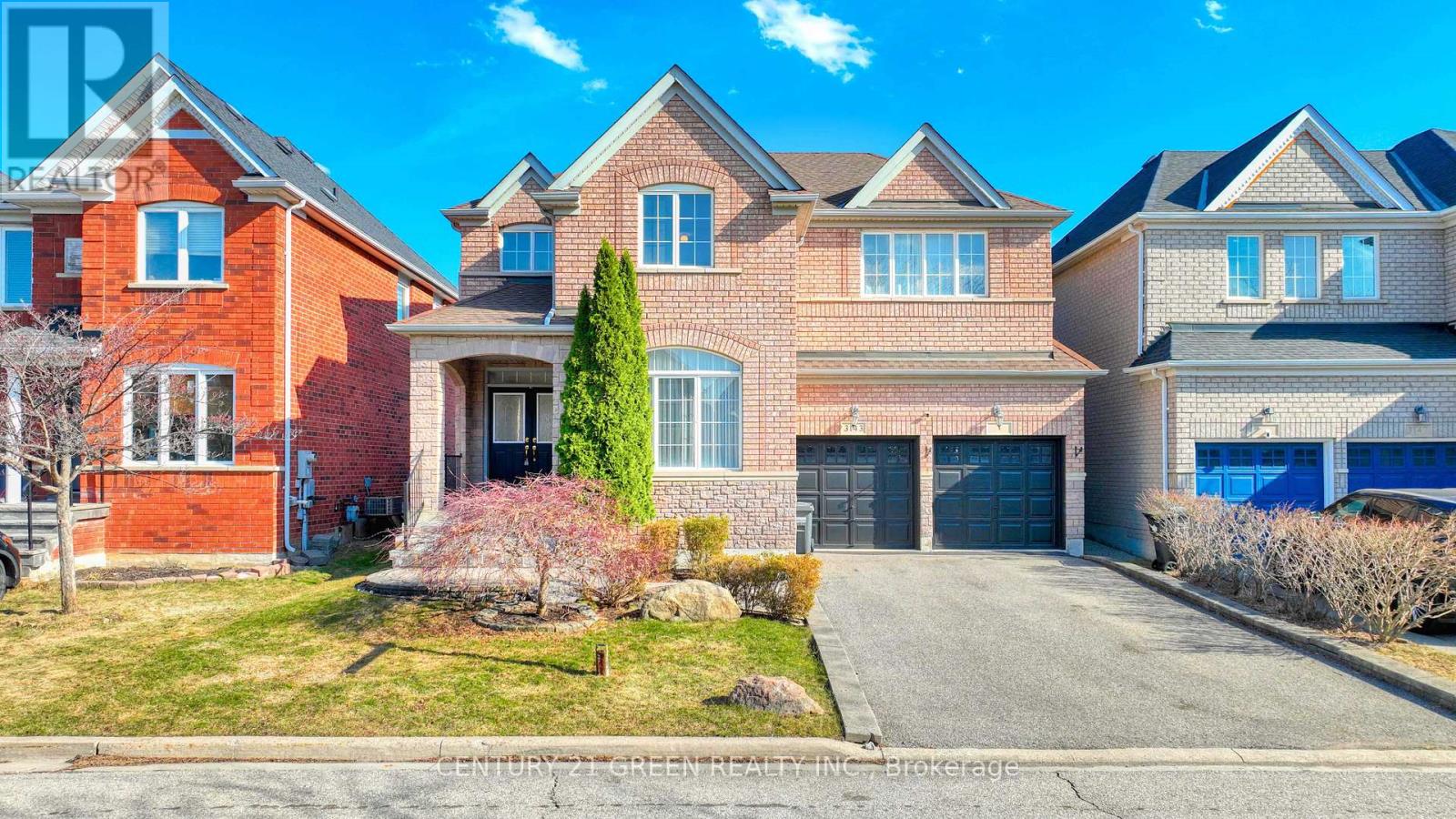 3143 Caulfield Crescent, Mississauga, Ontario  L5M 6J8 - Photo 2 - W13115444
