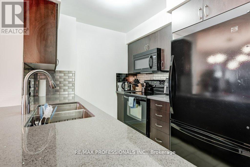 930 - 60 Heintzman Street, Toronto, Ontario  M6P 5A1 - Photo 11 - W13115540
