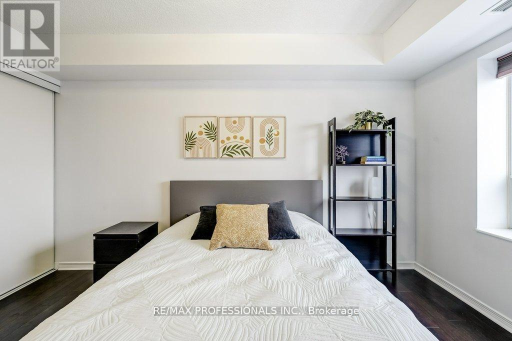 930 - 60 Heintzman Street, Toronto, Ontario  M6P 5A1 - Photo 13 - W13115540