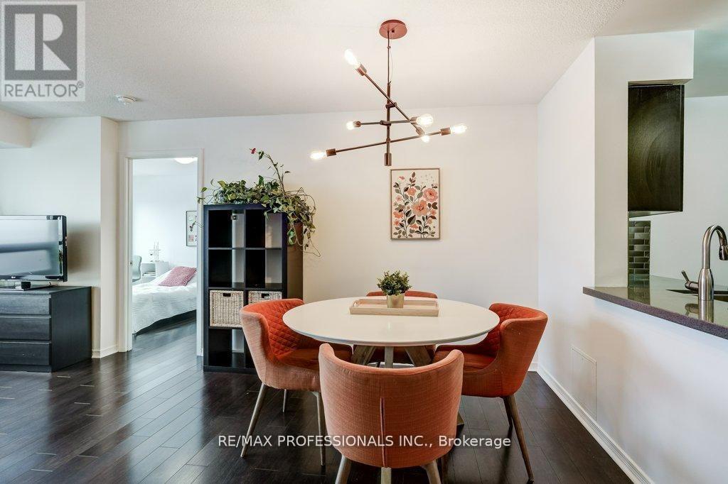 930 - 60 Heintzman Street, Toronto, Ontario  M6P 5A1 - Photo 8 - W13115540
