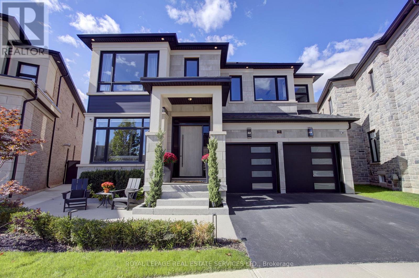 75 BALLMER TRAIL, Oakville, Ontario