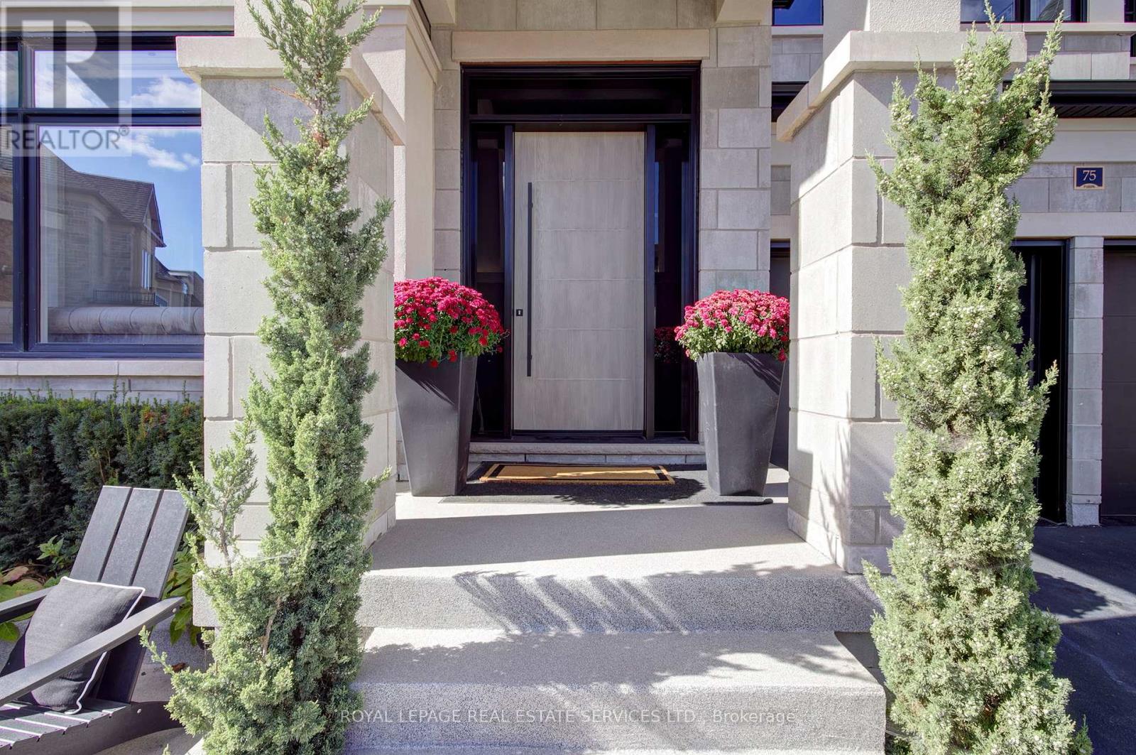75 Ballmer Trail, Oakville, Ontario  L6H 0V6 - Photo 3 - W13115544