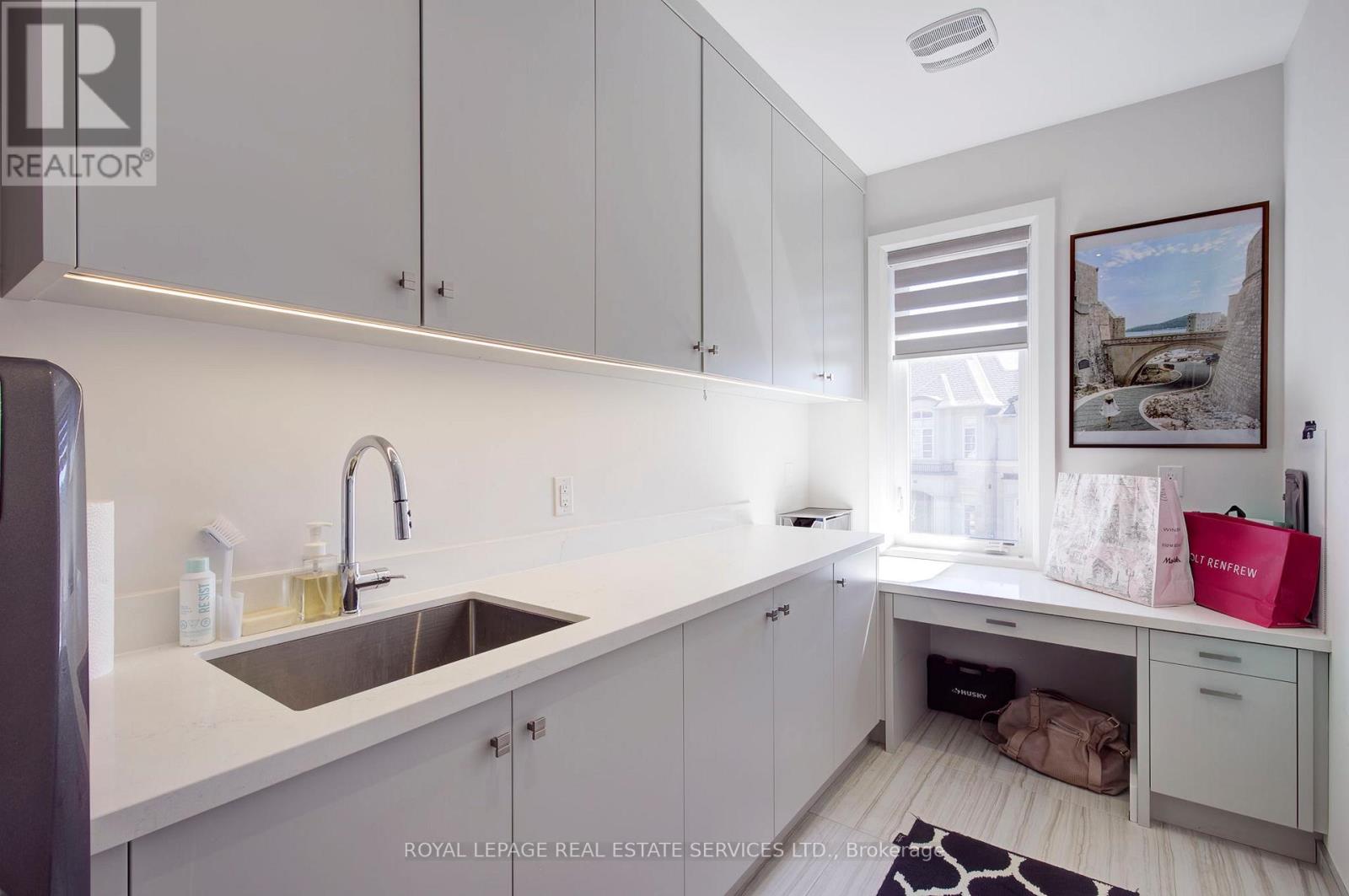 75 Ballmer Trail, Oakville, Ontario  L6H 0V6 - Photo 39 - W13115544