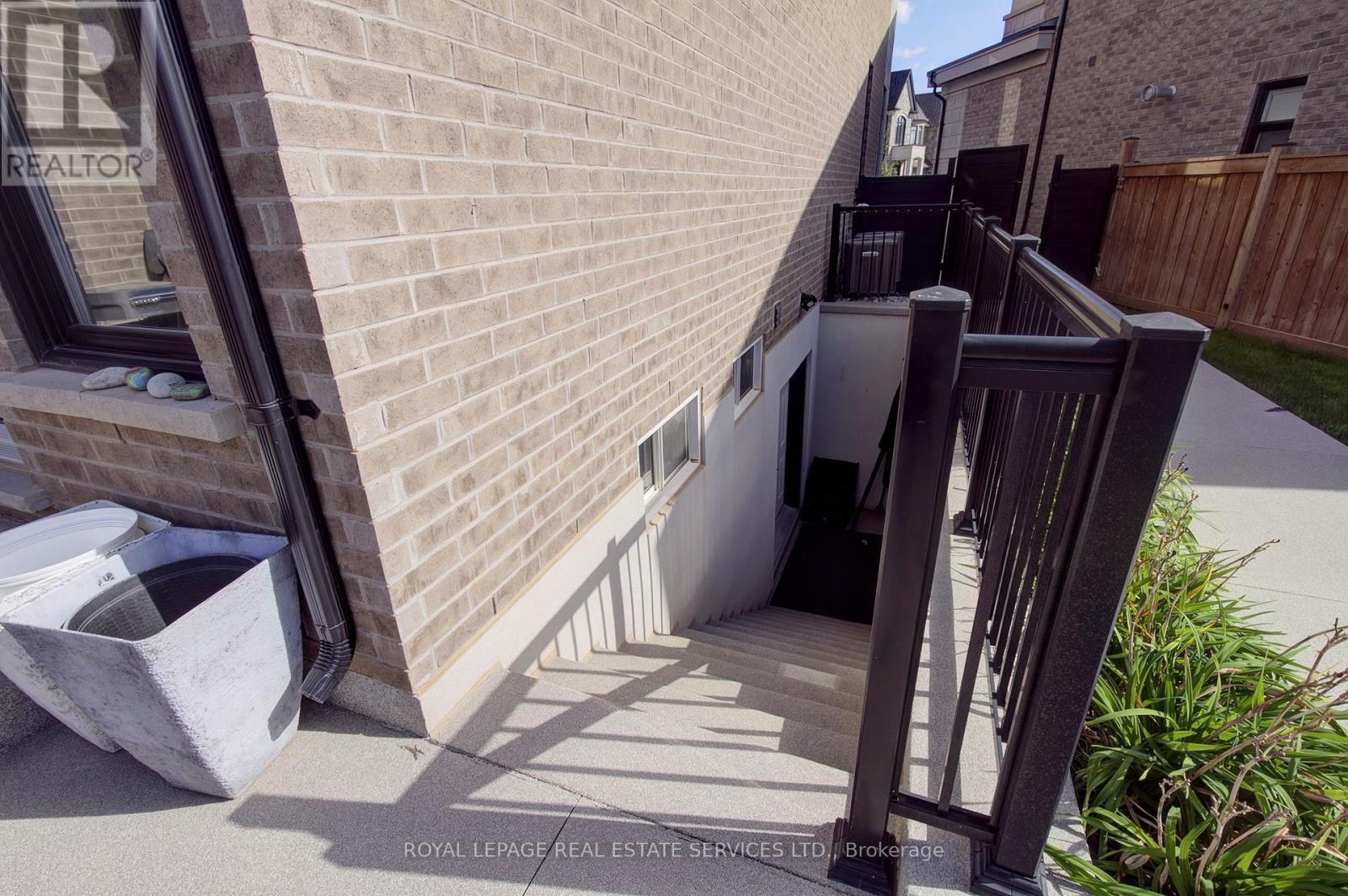 75 Ballmer Trail, Oakville, Ontario  L6H 0V6 - Photo 41 - W13115544